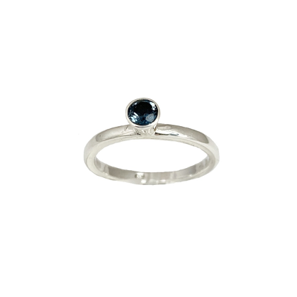 Zilveren ring London blue topaas, glad