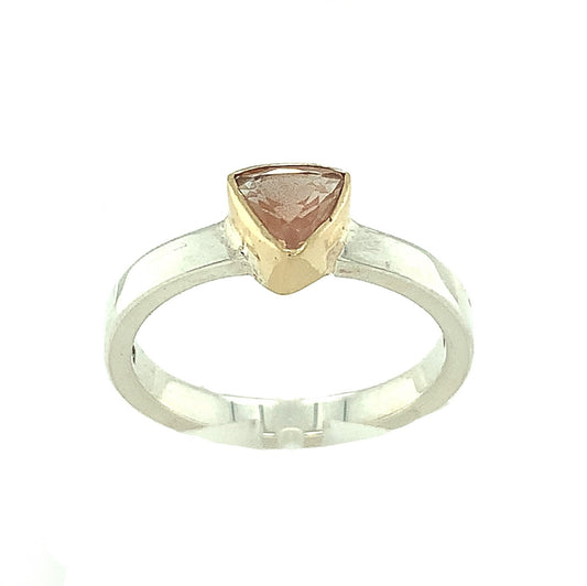 Zonnesteen, ring goud