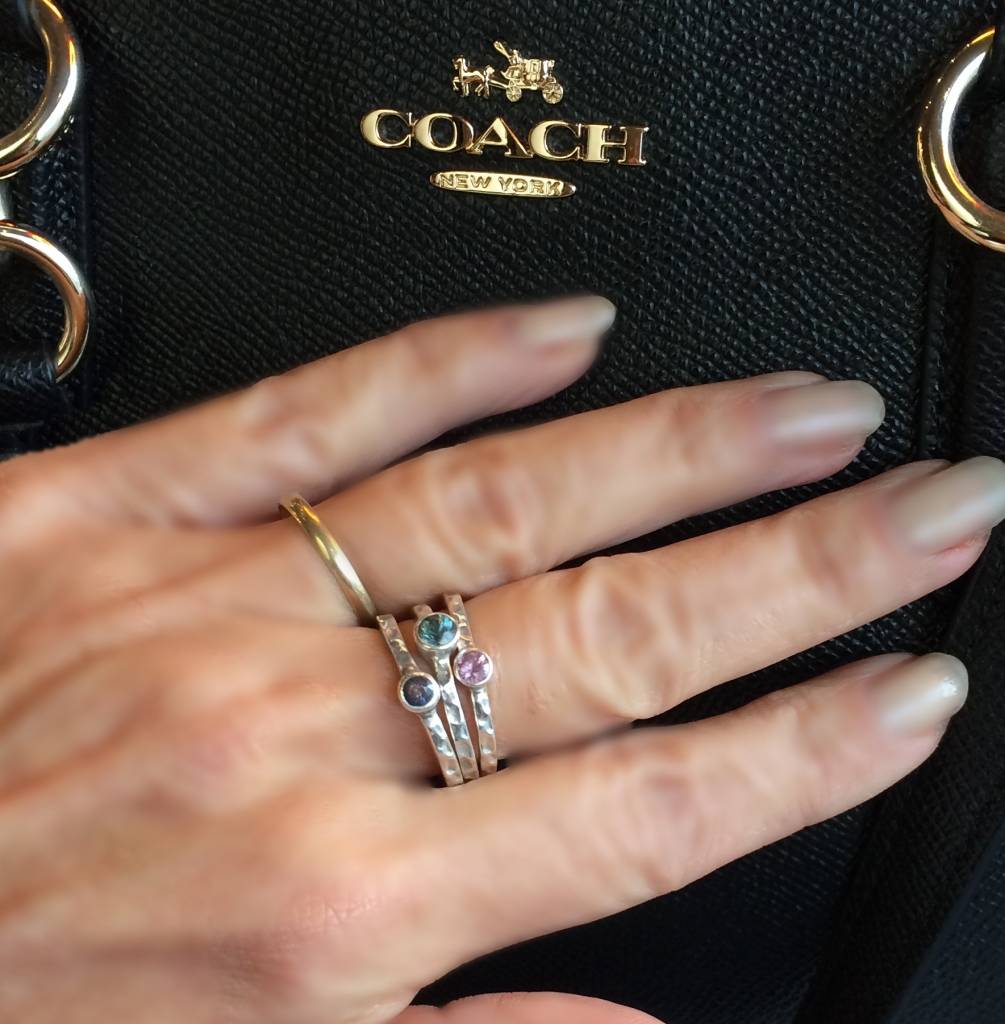 Ring yellow sapphire