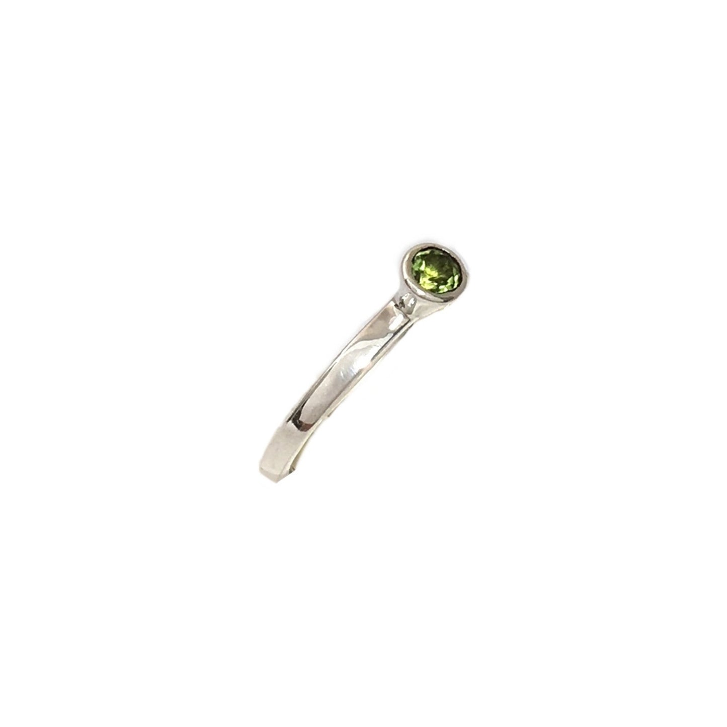 Ring peridot, glad
