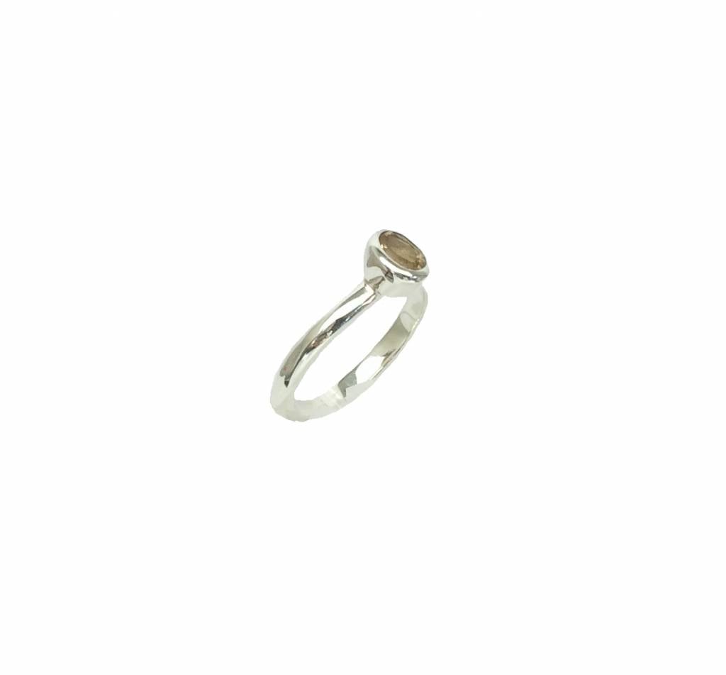 Citrine ring, oval