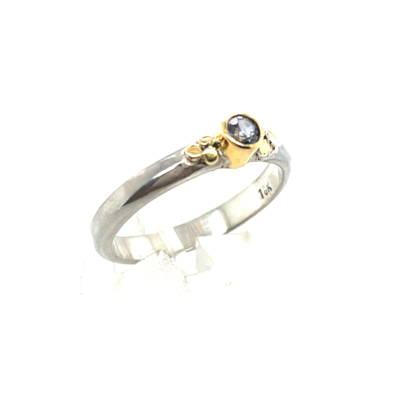 Ring blue sapphire