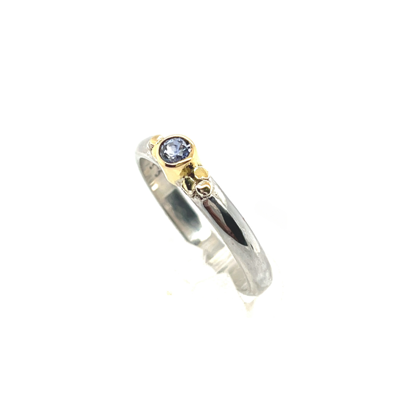 Ring blue sapphire